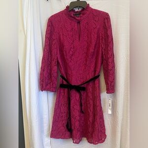NWT Sz 16 Maggie London Elegant Lace Dress with Black Velvet Belt